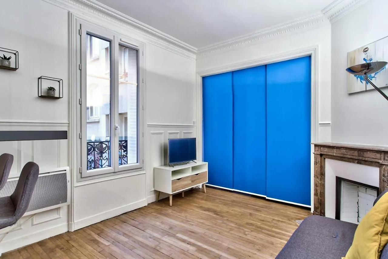 Apartment Studio Quinault - Welkeys Paris France
